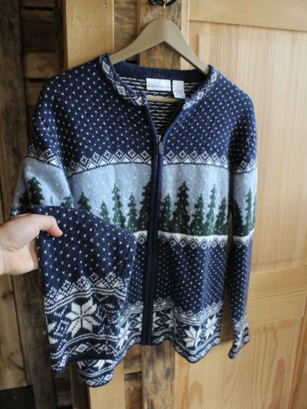 Vintage Croft & Barrow Winter Scene Zip-up Sweater